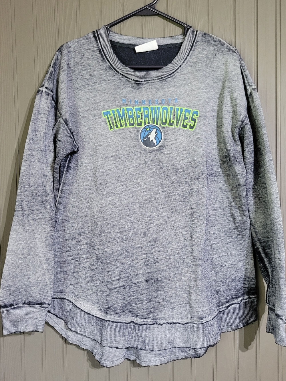 NBA Minnesota Timberwolves Crewneck Sweatshirt Pullover Gray Women's Large